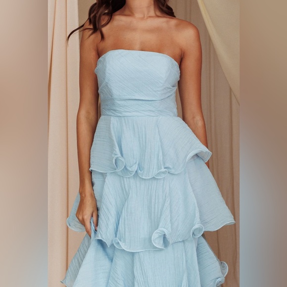 Giavana Strapless Layered Midi Dress Pale Blue - Selfie Leslie - Picture 4 of 5
